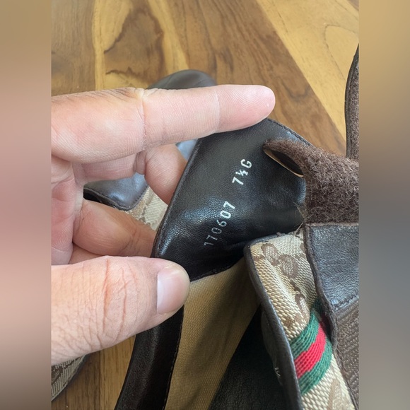 Gucci GG Coated Canvas Leather Front Ribbon Trim
Sneaker - Picture 10 of 11